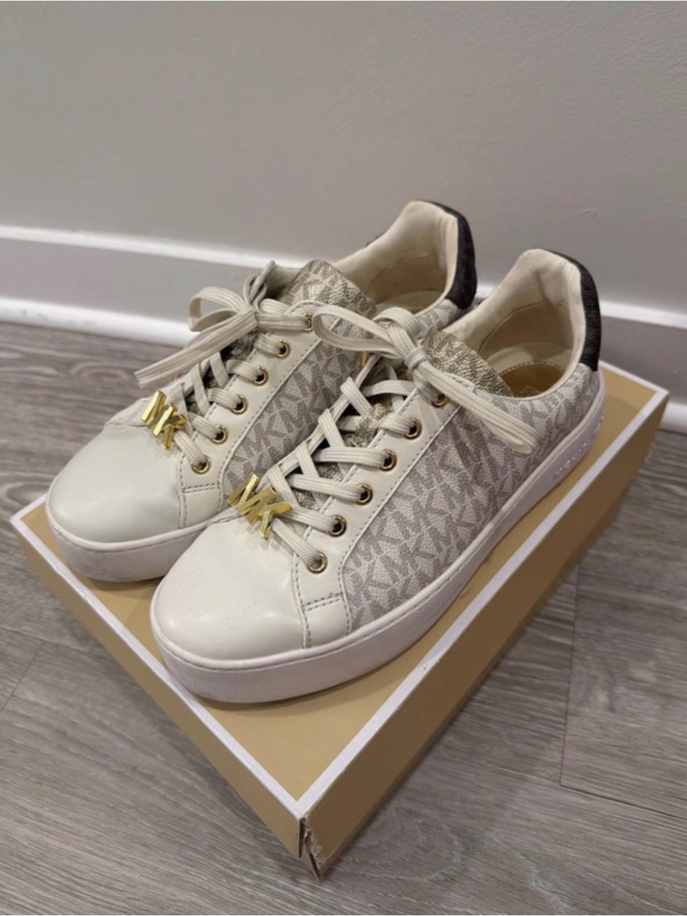 Michael Kors Cream and Gold Logo Low-Top Sneakers
